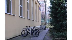 88 stojaków rowerowych dla gdyńskich szkół